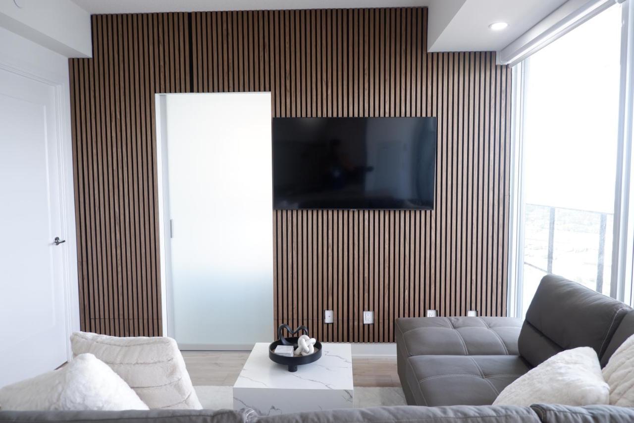 Modern Luxury Waterfront Condo Миссиссага Экстерьер фото